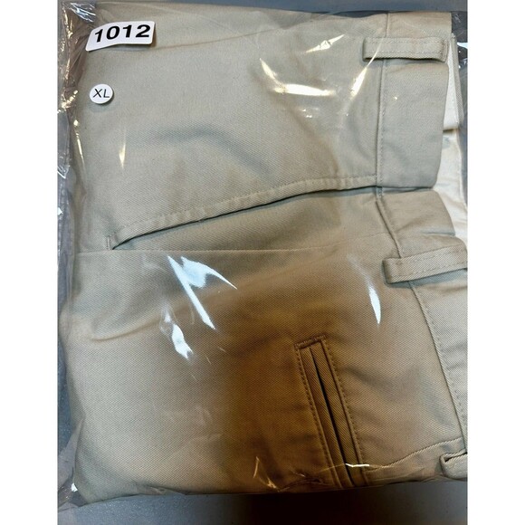 LL Bean Mens Comfort Waist Pants Size XL Beige Off White Chino Casual Everyday - Picture 8 of 8